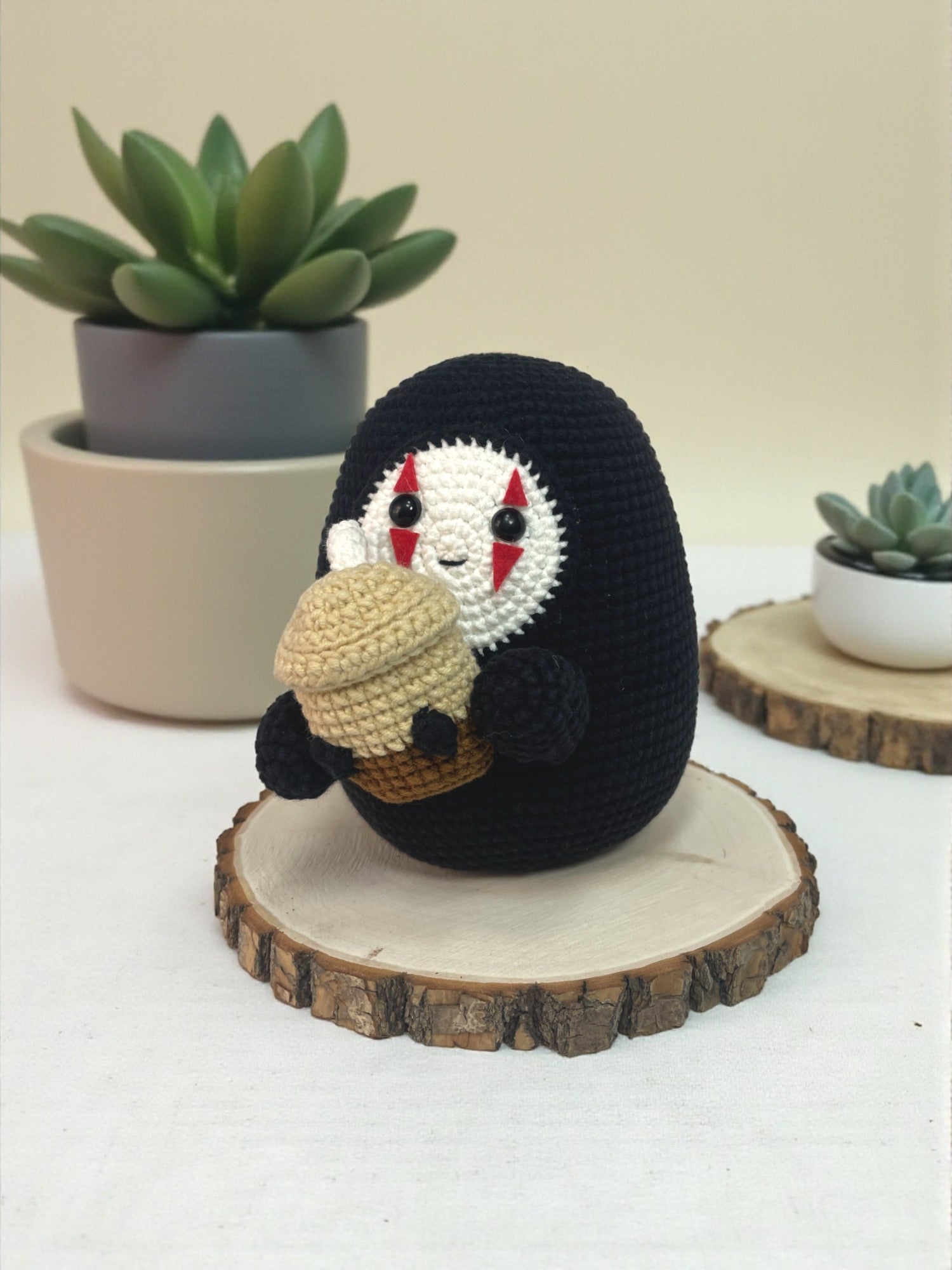 Giant No Face Boba